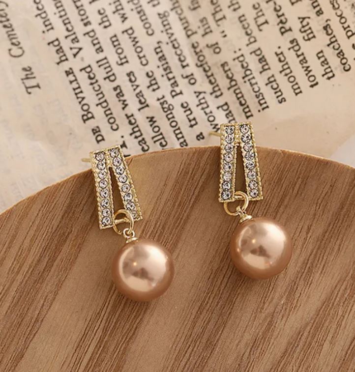 Imitation Pearl Alloy Rhinestone Earrings Set