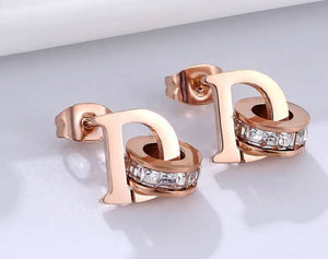 Fashion Letter D Titanium Steel Plating Inlay Rhinestones Ear Studs