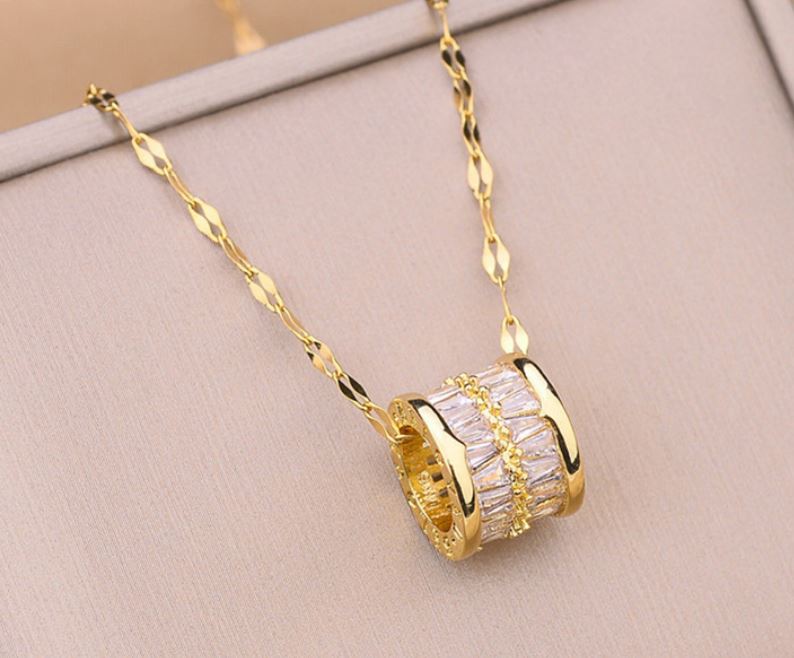 Fashion Geometric Titanium Steel Plating Zircon Pendant Necklace 1 Piece - Rose Gold White