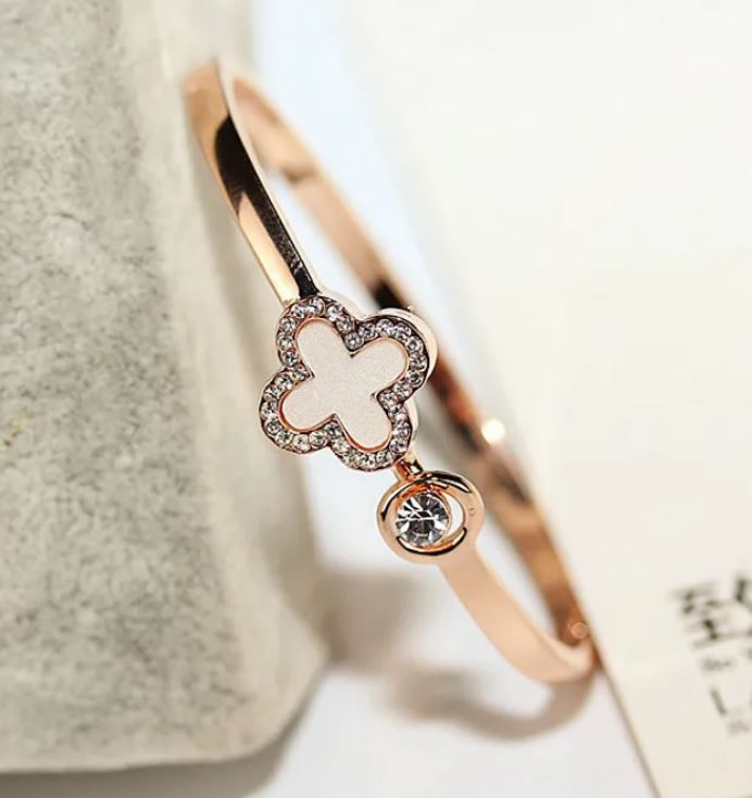 White Clover Titanium Steel Set - Rose gold