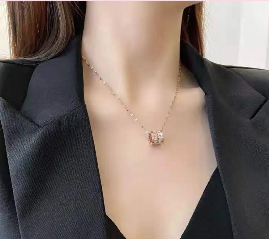 Fashion Geometric Titanium Steel Plating White Zircon Necklace - Rose Gold