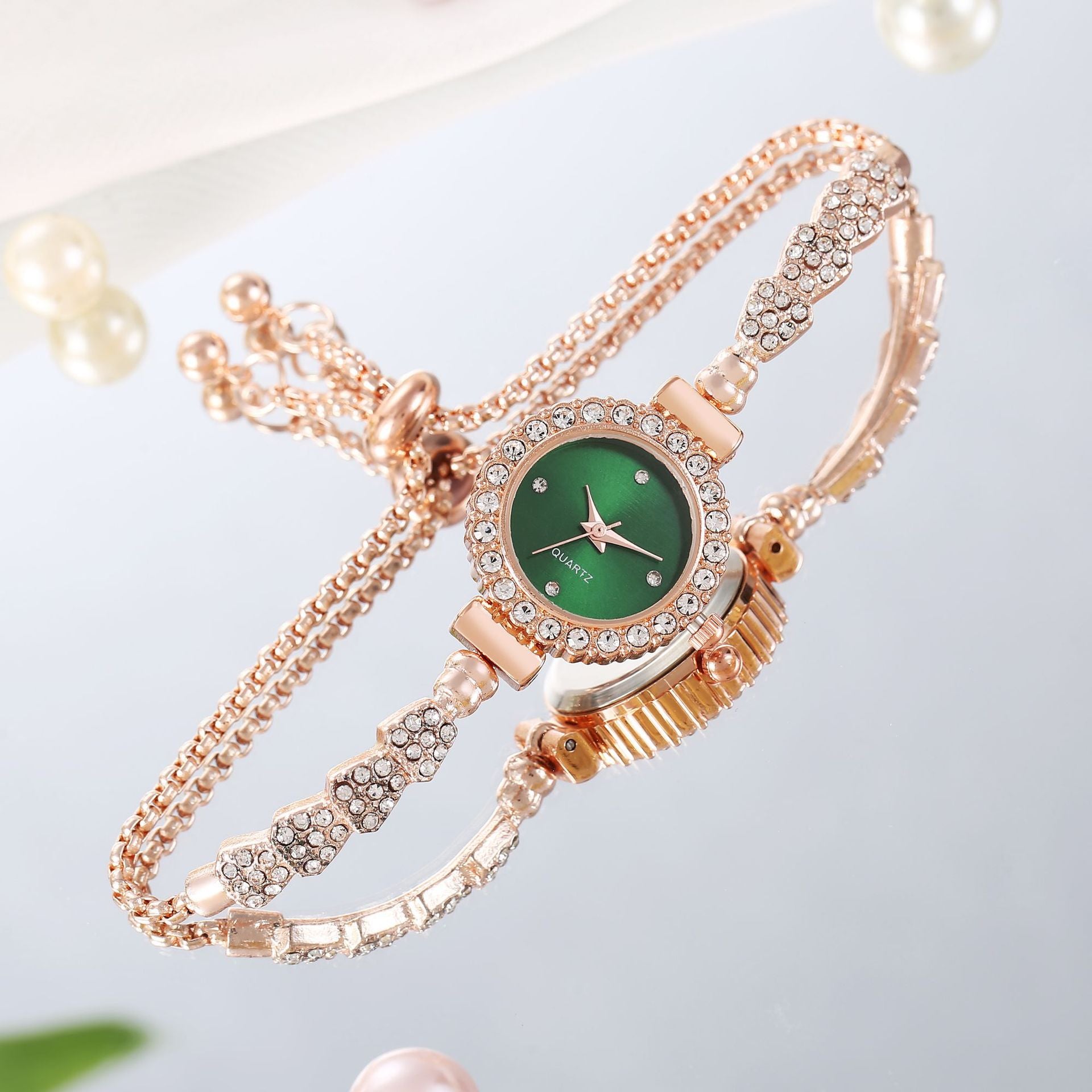Solid Color Telescopic Rope Green Dial Quartz Bracelet Watch - Rosegold