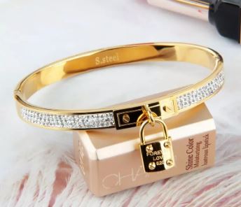 Pure Stainless Steel Gold Bracelet in 18K Gold Plating