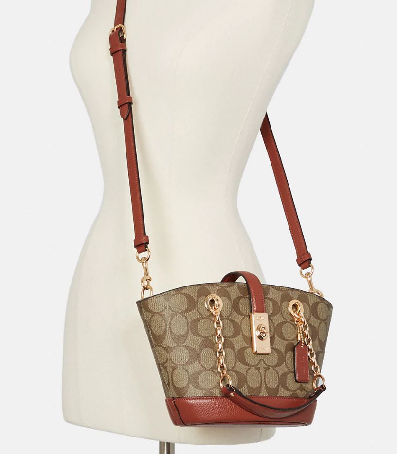 Coach Lane Bucket Bag In Signature Canvas - Gold/Khaki Multi